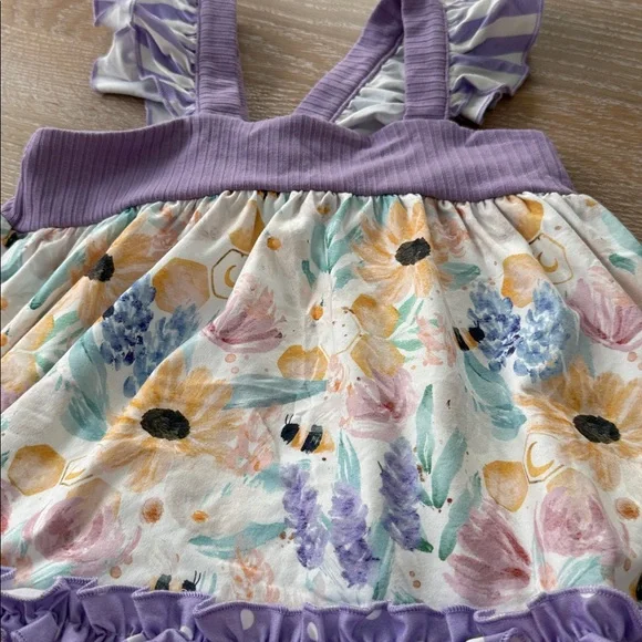 Marie Nicole outfit - Picture 2 of 3